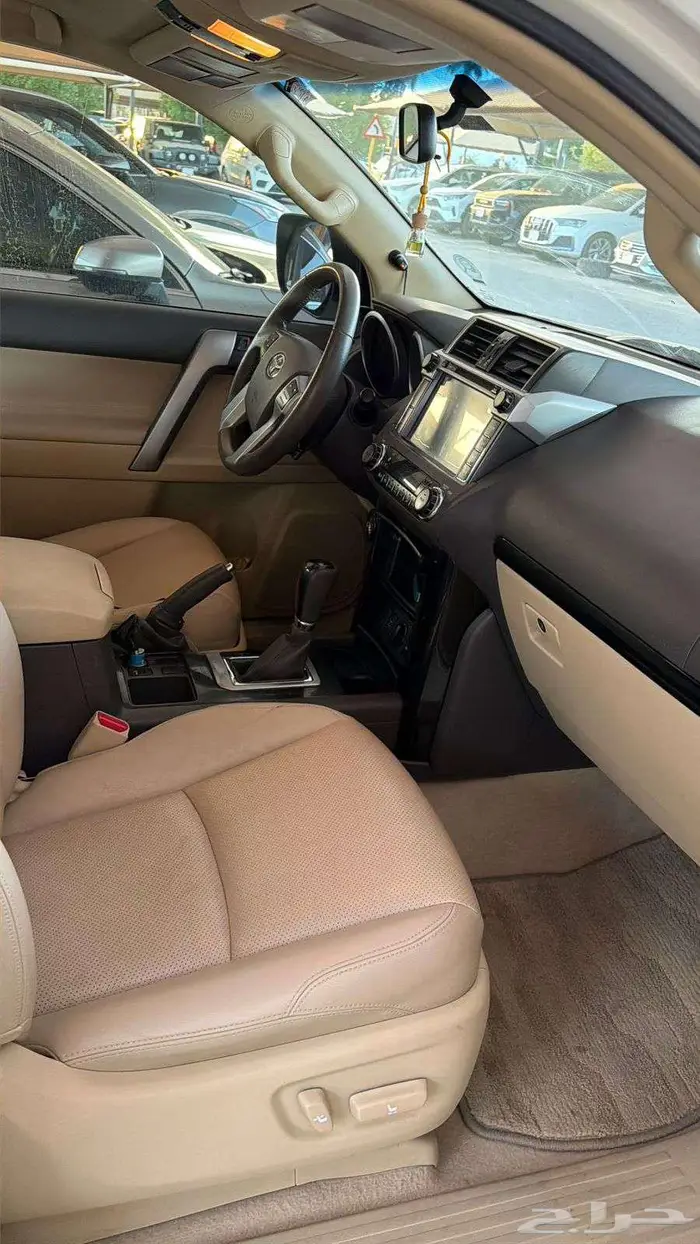 Toyota Prado 2017   GXR 4.0L V6  4WD   سته سلندر دبل 7