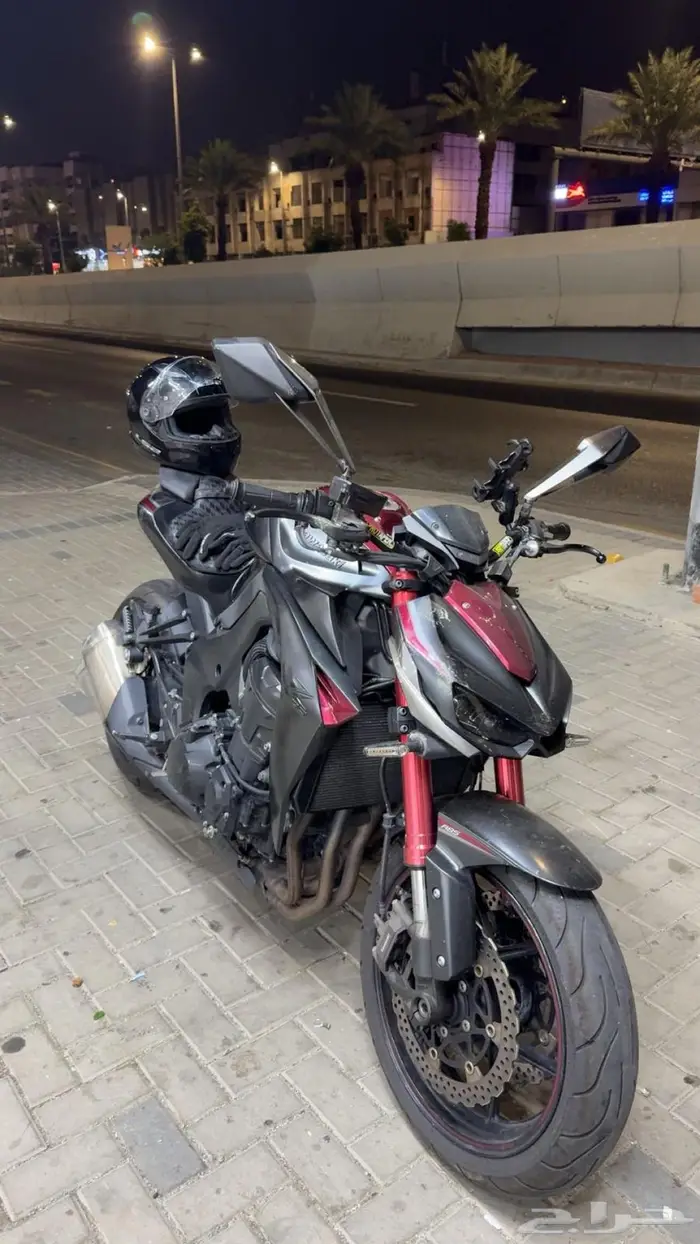 كوزاكي z1000 0