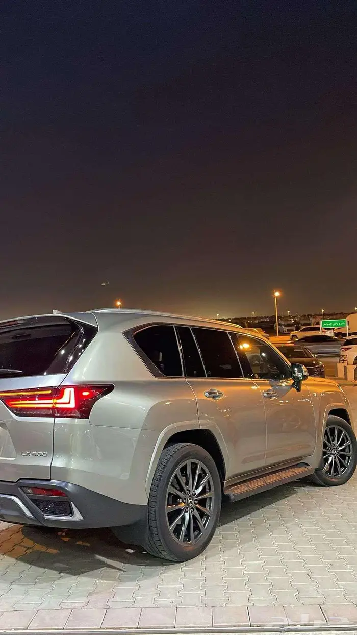 لكزس اف سبورت كندي 2024 ماشس 18000 1