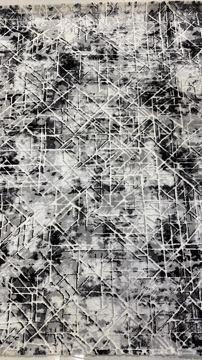 فرشة وطاولة للبيع 1