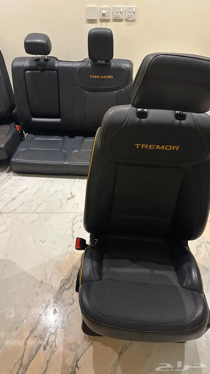F150 مقاعد وكونسلت 0