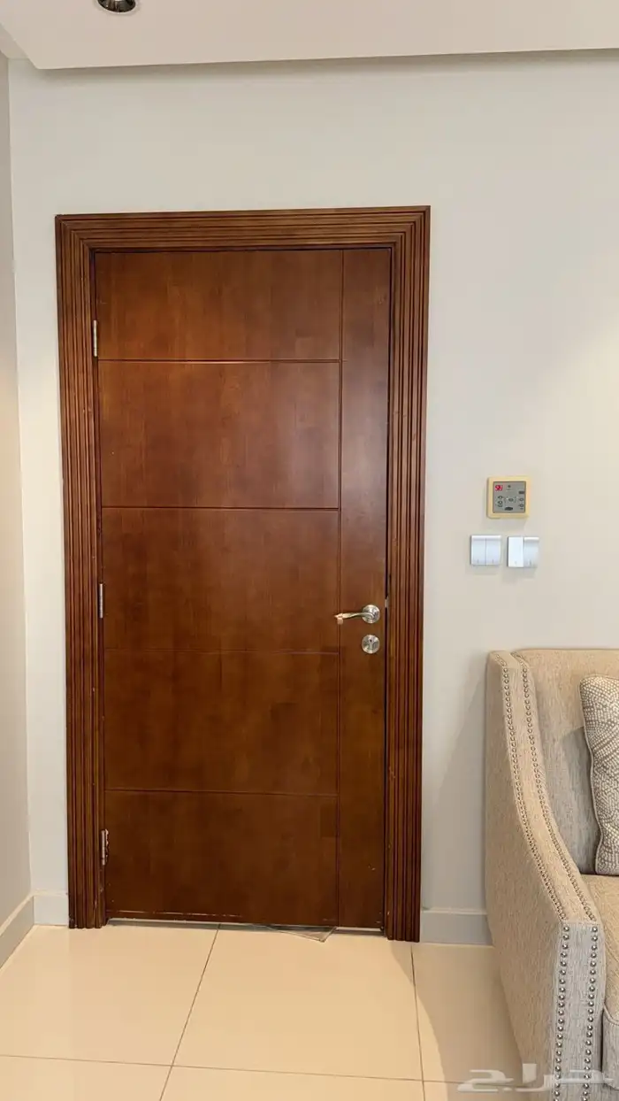 نجار ابواب وغرف نوم صيانه وتركيب 1