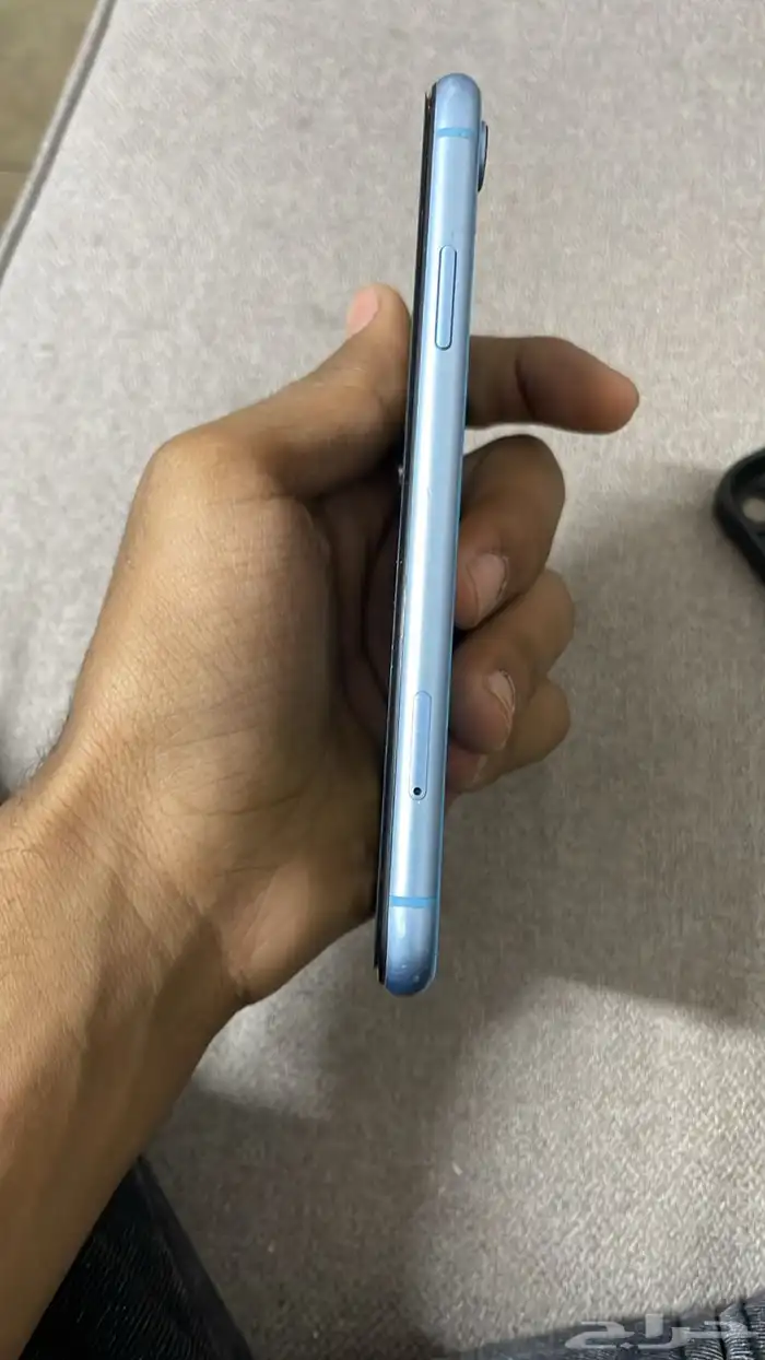 آيفون xr ازرق 6