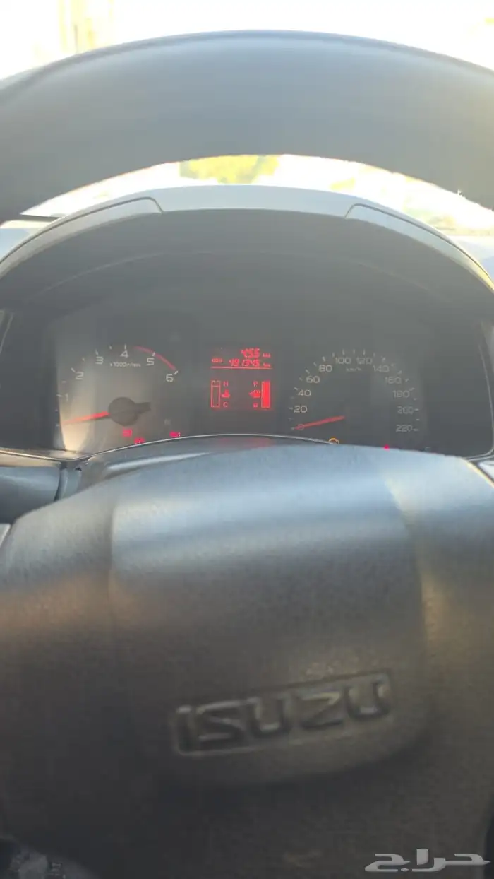 ايسوزو ديماكس 2014 ماشي 490 الف 5