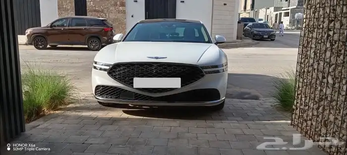 جينسس G90 رويال 2023 15