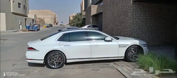 جينسس G90 رويال 2023 6