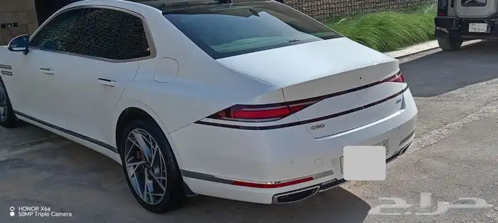 جينسس G90 رويال 2023 17