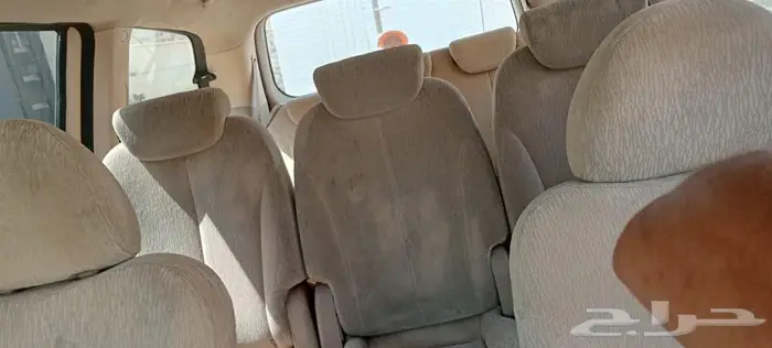 كيا كرنفال 8