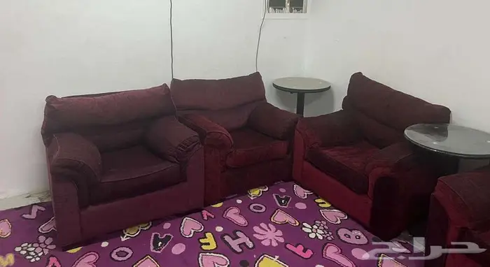 طقم كنب 2 كنبة 10 كراسي مع السجادة 3
