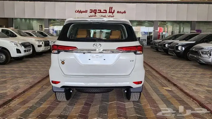 تويوتا فورتشنر GX2 دبل بنزين و بدون دبل 2025 10