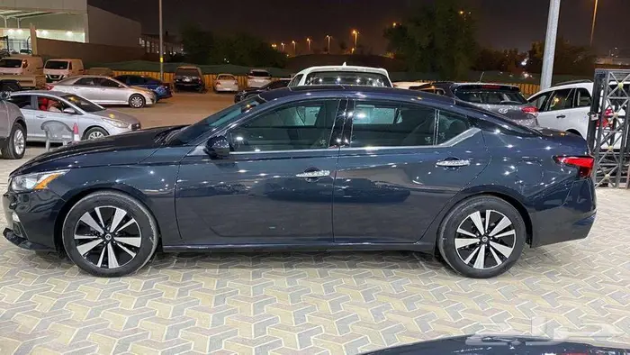 نيسان التيما فل كامل sv2021 3
