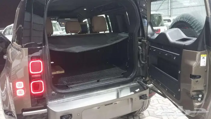 لاند روفر ديفندر 380.000 ر.س 3