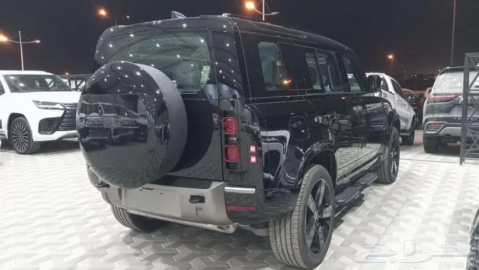 لاند روفر ديفندر 380.000 ر.س 6