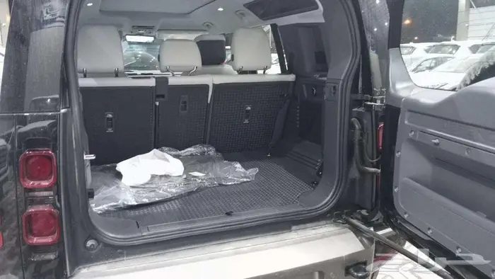 لاند روفر ديفندر 380.000 ر.س 17