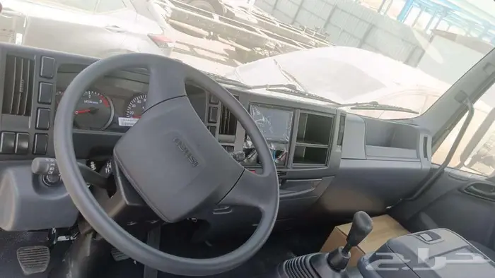 ايسوزو شاحنة 13 طن شاص قصير موديل 2025 4