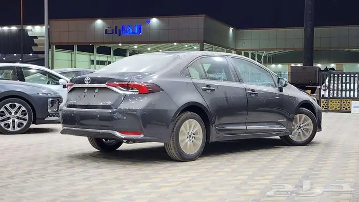 تويوتا كورولا XLI 2.0 مطور بنزين 2025 كاش وأقساط 7