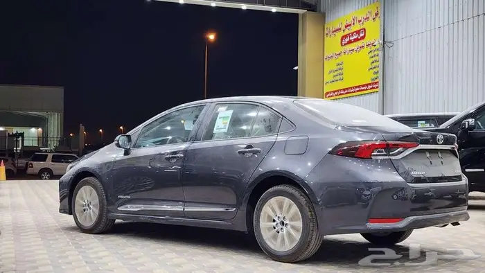 تويوتا كورولا XLI 2.0 مطور بنزين 2025 كاش وأقساط 6
