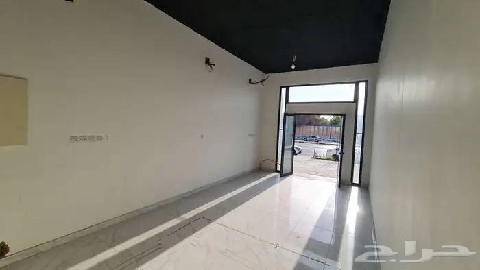 محل ومكتب علوي بحي الاسكان طريق عمر بالممشى الجديد 31