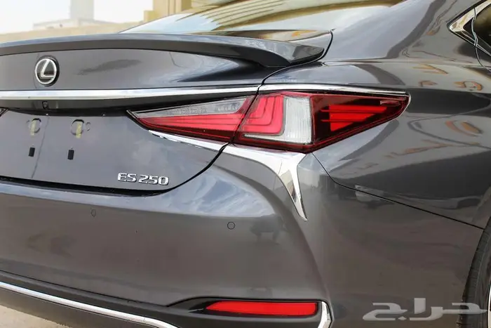 لكزس - ES250 AA -خليجي-2025-جناح-تشغيل عن بعد-ازياق جانبيه 10