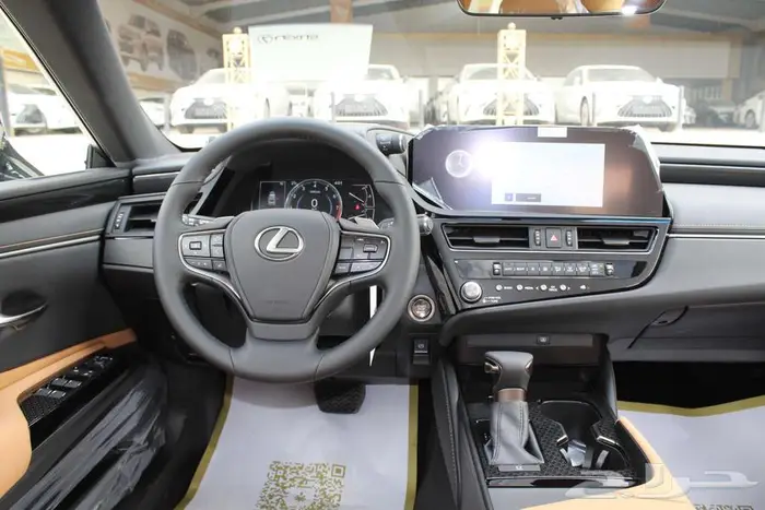 لكزس - ES250 AA -خليجي-2025-جناح-تشغيل عن بعد-ازياق جانبيه 27