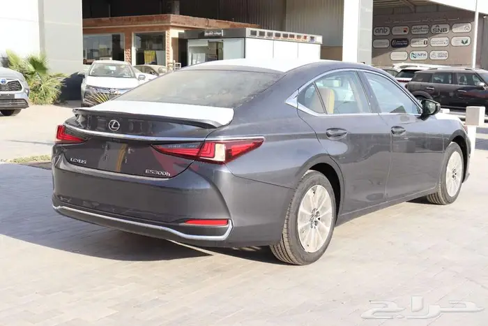 عرض خاص لعملائنا لكزس ES300H دفعه اولى 96000 وقسط500 ريال 19