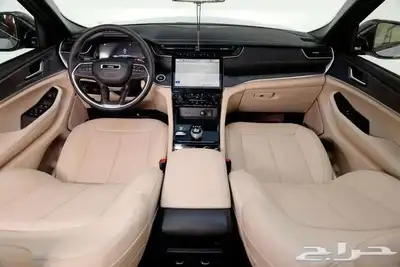 جيب جراند شيروكي 2023 لميتيد بلس index