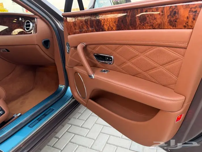 فلاينج سبير كونتنتيال V12 وكالة 6