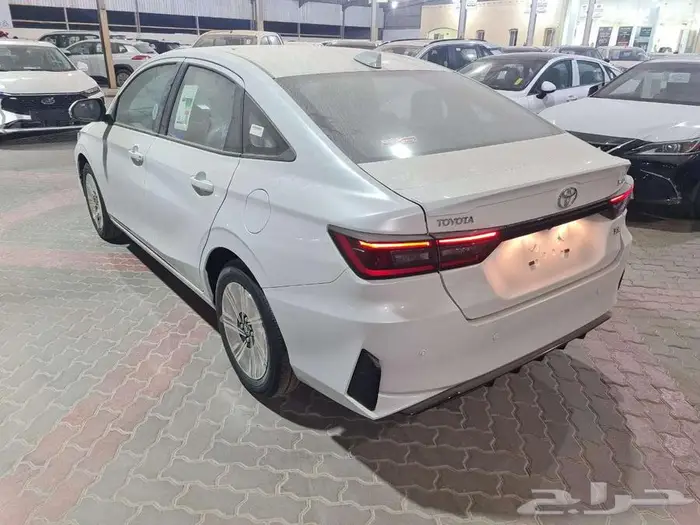 تويوتا يارس YX فل كامل 2026 6