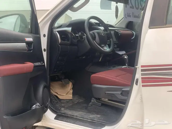 تويوتا هايلكس ديزل فل 2.8 2