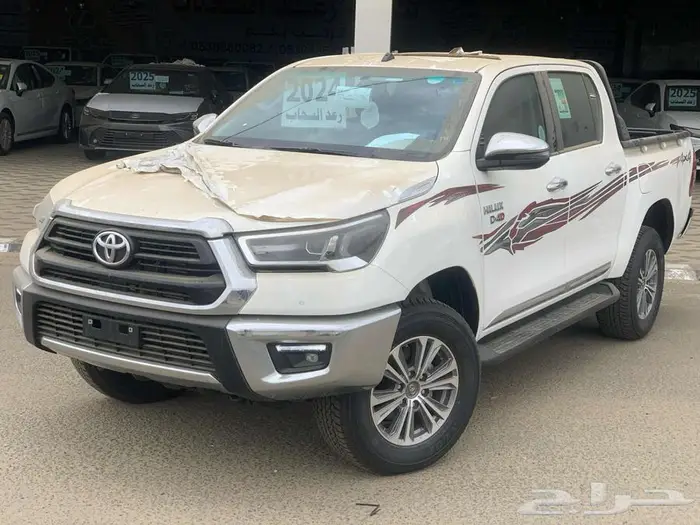 تويوتا هايلكس ديزل فل 2.8 1