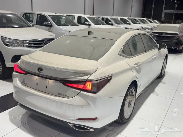 لكزس ES 350 فل كامل DD بريمي 2025 1