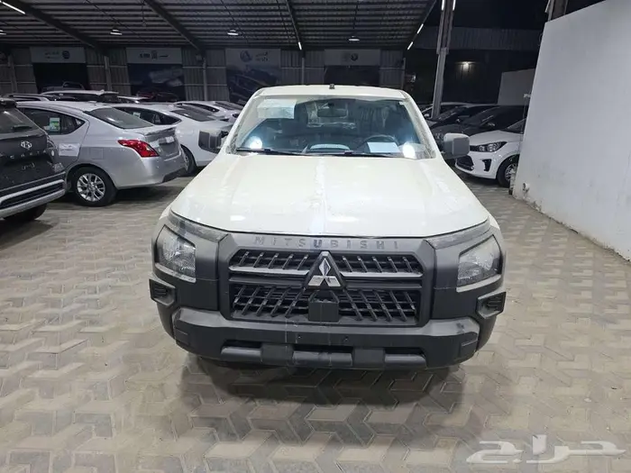 ميتسوبيشي L200 غمارتين بدون دبل ديزل جير عادي سعودي 2024 2