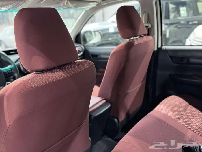 هايلوكس غمارتين GLS اتوماتيك بنزين بريمي 2025 17