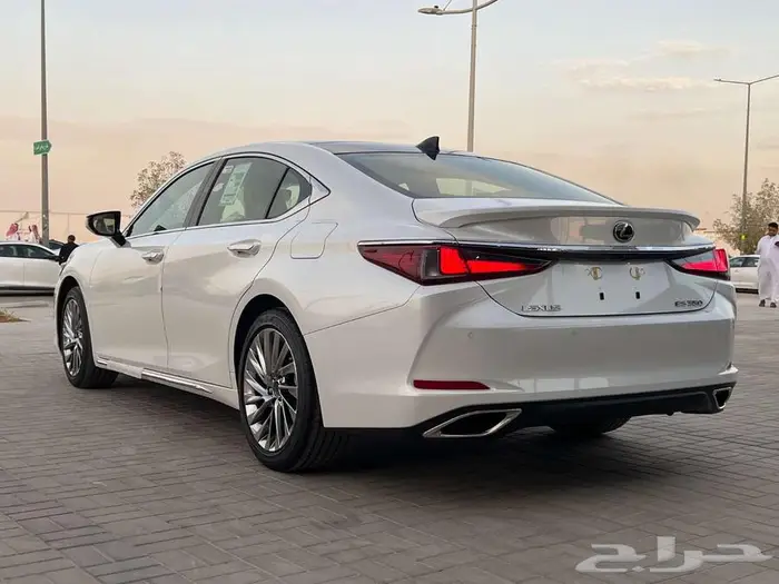 لكزس CC ES 350 نص فل بروجكتور 2025 (بريمي) كاش واقساط 4