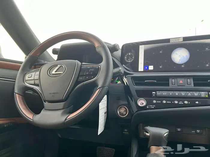 لكزس CC ES 350 نص فل بروجكتور 2025 (بريمي) كاش واقساط 10