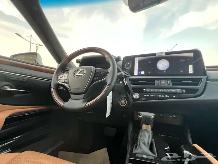 لكزس CC ES 350 نص فل بروجكتور 2025 (بريمي) كاش واقساط 13