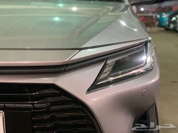 تويوتا يارس موديل 2023 نص فل 3