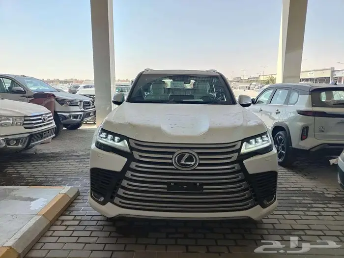 لكزس LX 600 BB فل كامل 2025 سعودي بطاقة جمركية 0