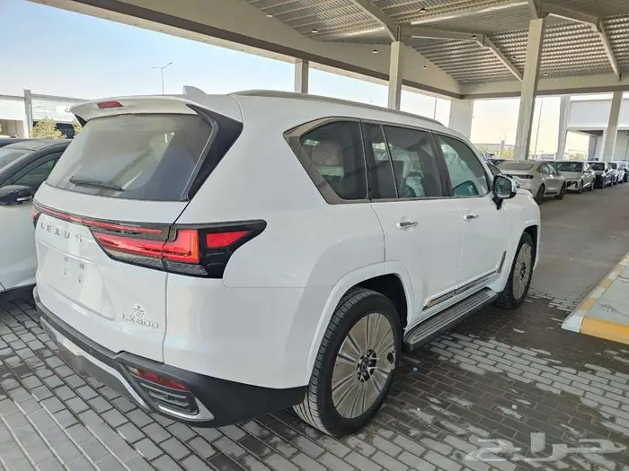 لكزس LX 600 BB فل كامل 2025 سعودي بطاقة جمركية 12