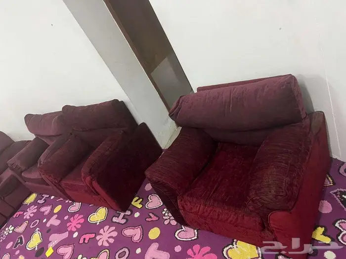 طقم كنب 2 كنبة 10 كراسي مع السجادة 2