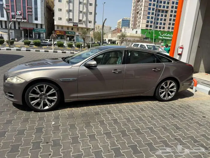 Jaguar XJL 2012 23