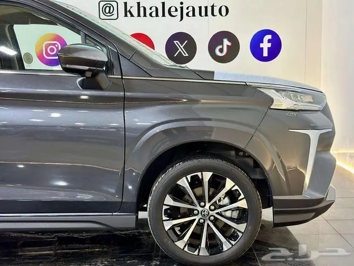 تويوتا فيلوز GLX 2025 كاش واقساط 4
