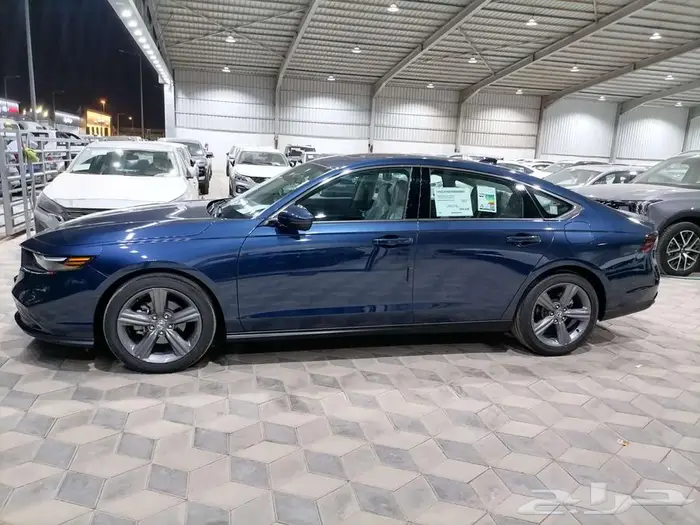 هوندا اكورد EX نص فل 2025 ( اقل الاسعار ) 2
