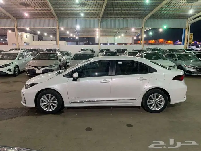 تويوتا كرولا موديل 2024 نص فل ماكينه 2000 4