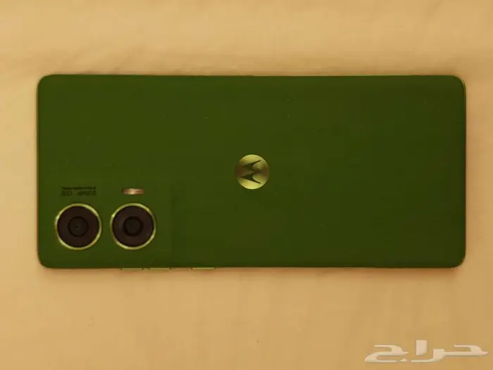هاتف موتريلا بعدسات من sony 1