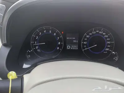 انفنتي 2016 سيارة قمة في النظافة index