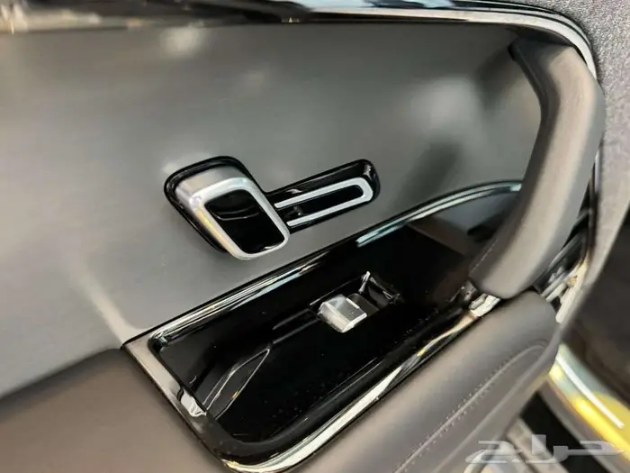 رنج روفر سبورت 2025 فل مواصفات بسعر مميز 30