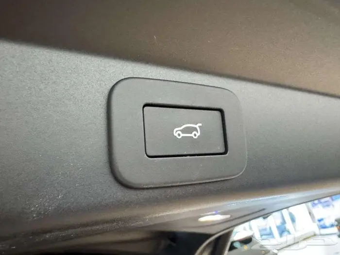 رنج روفر سبورت 2025 فل مواصفات بسعر مميز 37