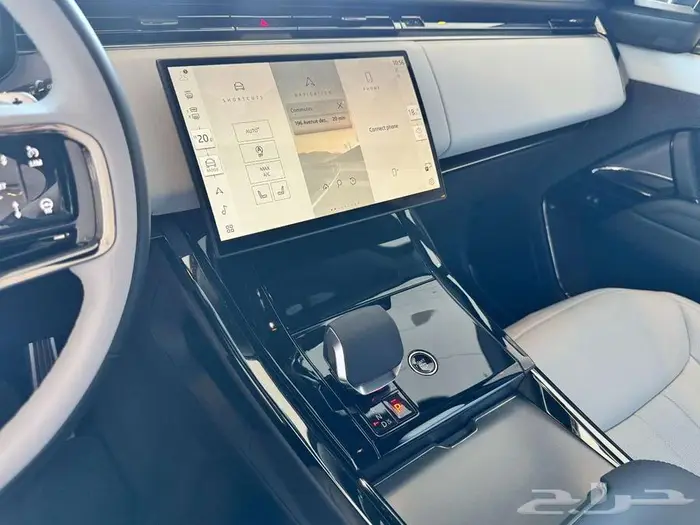 رنج روفر سبورت 2025 فل مواصفات بسعر مميز 14