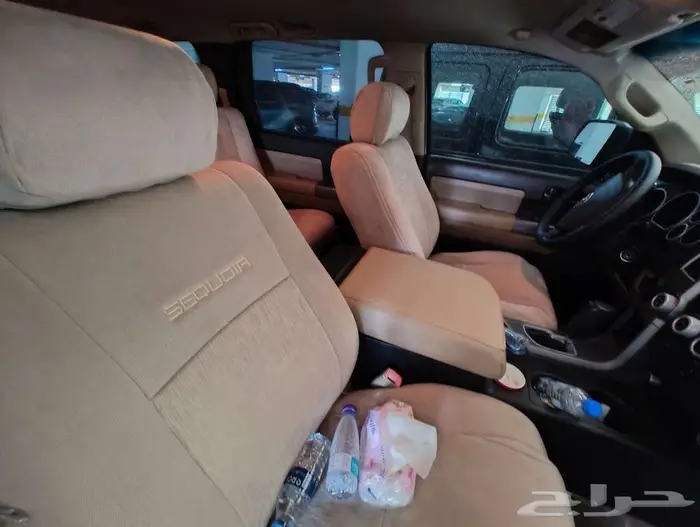 Toyota Sequoia 2011 12